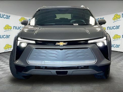 Used 2024 Chevrolet Blazer EV LT AWD/4WD image 2