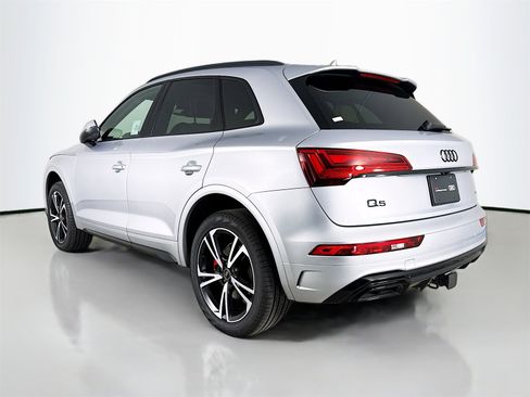 Certified 2025 Audi Q5 2.0T Premium Plus w/ Premium Plus Package image 5