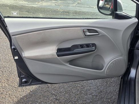 Used 2011 Honda Insight EX image 9