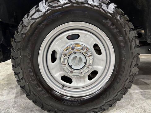 Used 2017 Ford F250 XL w/ Power Equipment Group AWD/4WD image 26