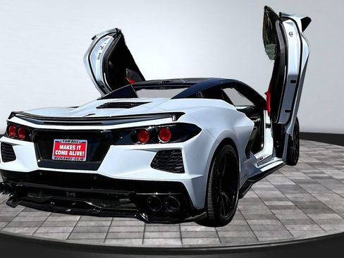 Used 2023 Chevrolet Corvette Stingray Preferred Conv w/ Z51 Performance Package RWD image 15