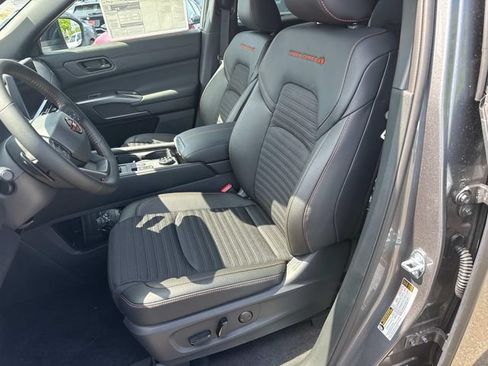 New 2026 Nissan Pathfinder Rock Creek AWD/4WD image 25