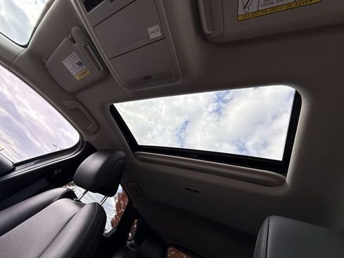 Certified 2025 MAZDA CX-30 AWD 2.5 S w/ Premium Package image 24