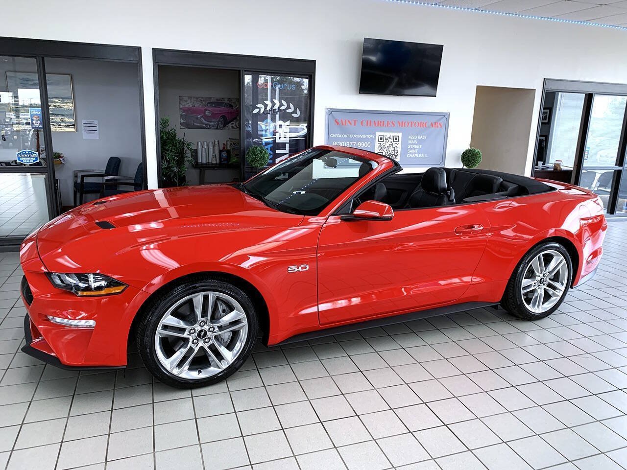 Used 2019 Ford Mustang GT RWD image 3
