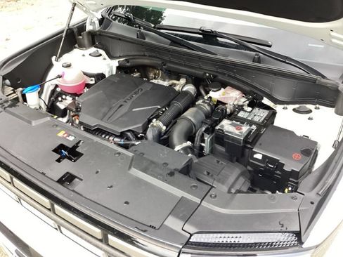 Used 2025 Hyundai Santa Fe SEL FWD image 31