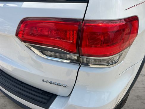 Used 2016 Jeep Grand Cherokee Laredo w/ Quick Order Package 23E AWD/4WD image 22