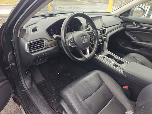 Used 2020 Honda Accord Touring image 8