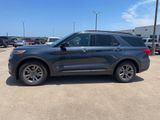 Used 2022 Ford Explorer XLT w/ Equipment Group 202A image 3