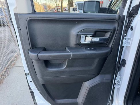 Used 2018 RAM 1500 Laramie w/ Convenience Group image 14