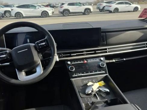 Used 2025 Hyundai Santa Fe SEL image 9