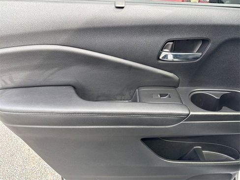 Used 2022 Honda Pilot Elite image 28