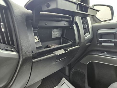 Used 2019 Chevrolet Silverado 1500 LT w/ All Star Edition AWD/4WD image 31