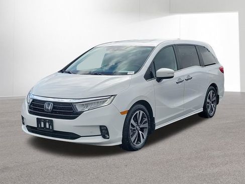 Used 2024 Honda Odyssey Touring image 1