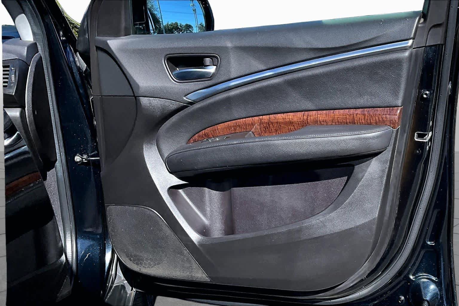 Used 2020 Acura MDX FWD image 22