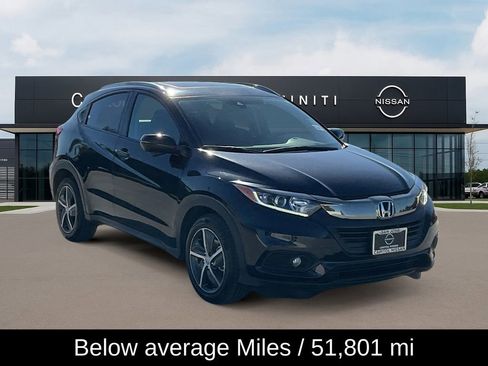 Used 2022 Honda HR-V EX image 3