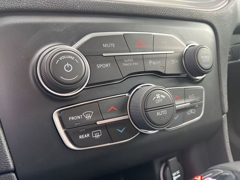 Used 2023 Dodge Charger GT w/ Blacktop Package image 18