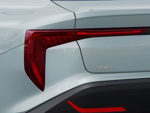New 2025 Kia K4 LXS image 11