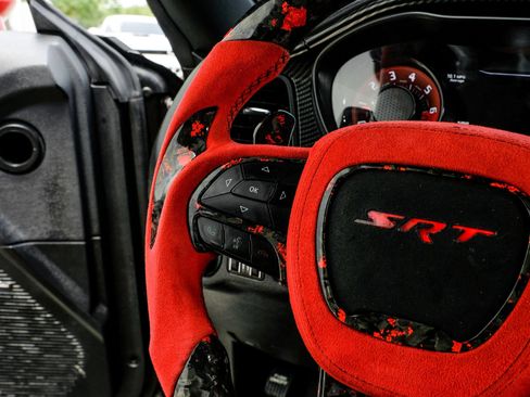 Used 2016 Dodge Challenger SRT Hellcat RWD image 24