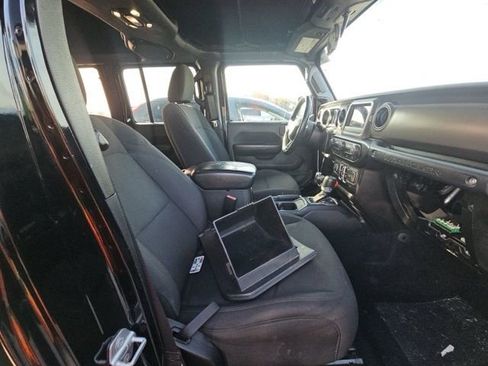 Used 2021 Jeep Wrangler Unlimited Sport image 12