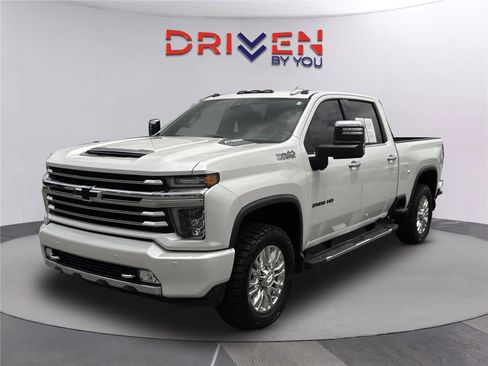 Used 2020 Chevrolet Silverado 2500 High Country w/ Z71 Off-Road Package AWD/4WD image 8