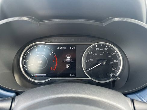 New 2025 Nissan Versa SV w/ Trunk Package image 23