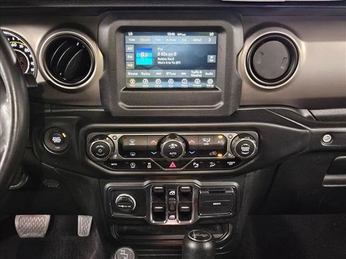 Used 2020 Jeep Wrangler Unlimited Sport AWD/4WD image 14