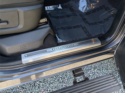 Used 2022 RAM 2500 Limited image 10