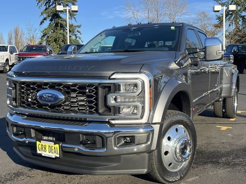 New 2026 Ford F450 Lariat w/ Lariat Premium Package image 1