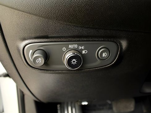 Used 2019 Chevrolet Equinox Premier image 25