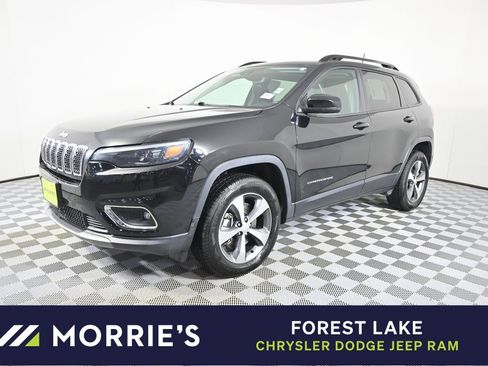 Used 2022 Jeep Cherokee Limited image 1