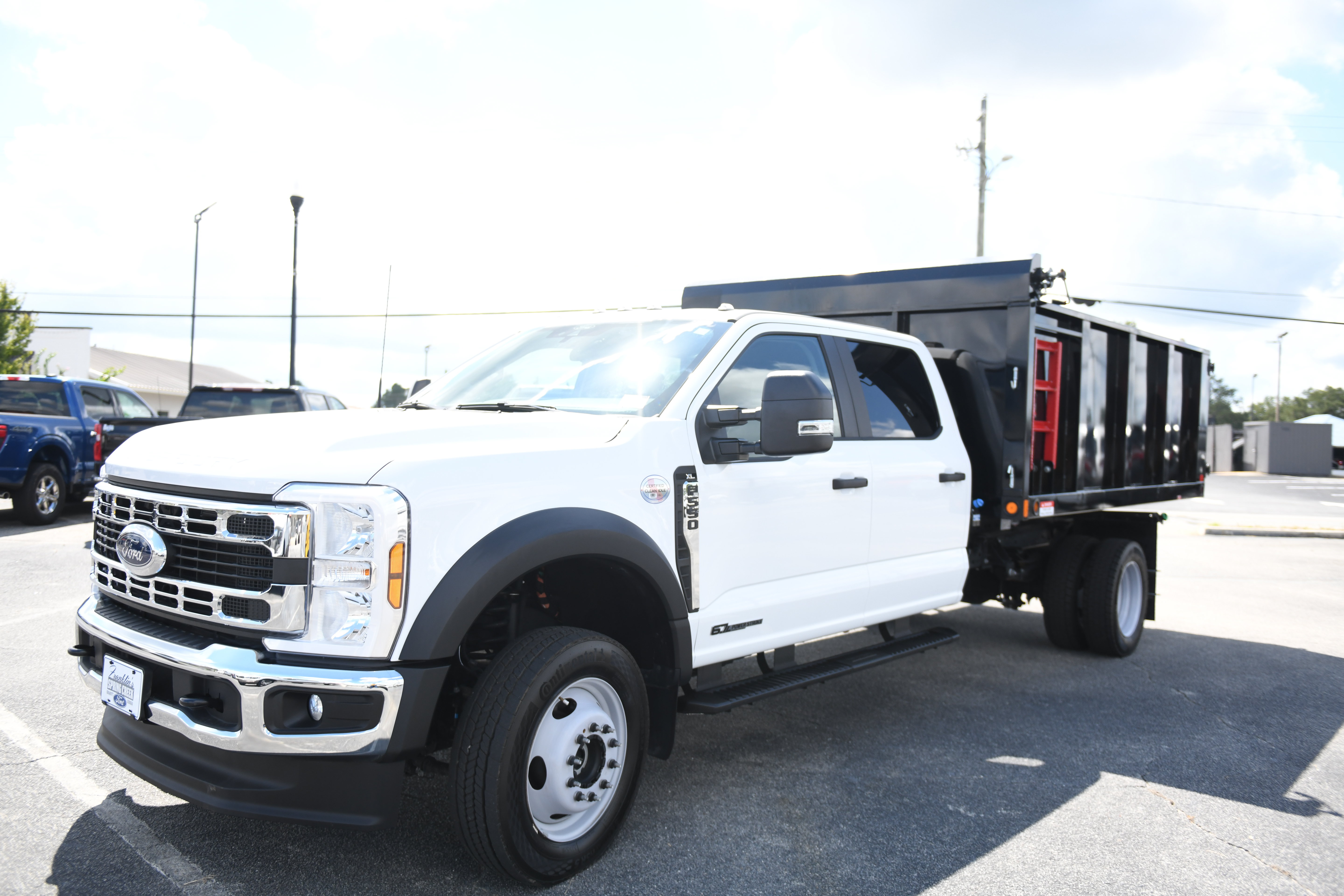 Used 2026 Ford F550 4x4 Crew Cab image 7