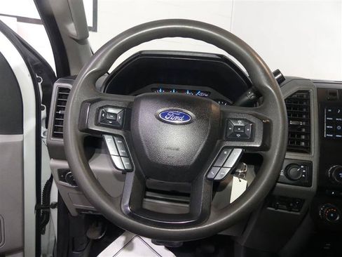 Used 2017 Ford F250 XL w/ Power Equipment Group AWD/4WD image 26