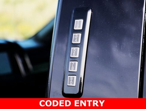 Used 2021 Ford F250 Lariat w/ Lariat Ultimate Package image 15