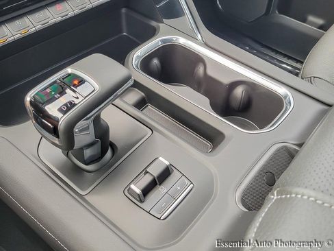 New 2026 GMC Sierra 1500 Denali w/ Denali Reserve Package image 17