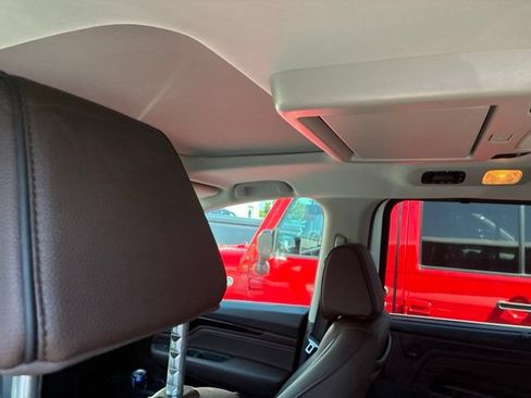 Used 2026 Honda Odyssey Touring image 6