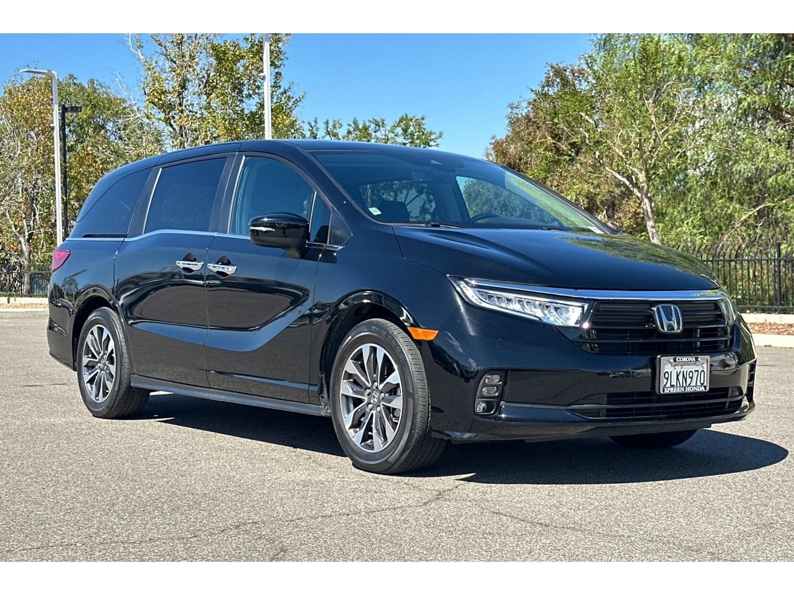 Used 2024 Honda Odyssey Elite image 8