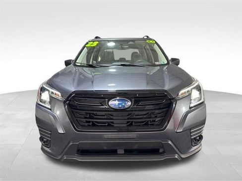 Used 2023 Subaru Forester image 2