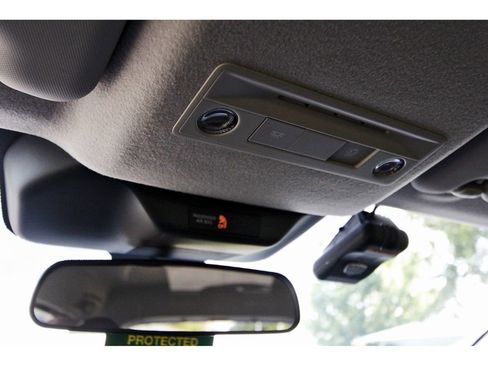 New 2026 Nissan Kicks SV w/ Charging Package FWD image 21