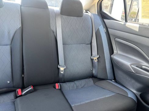 Used 2025 Nissan Versa SV FWD image 35