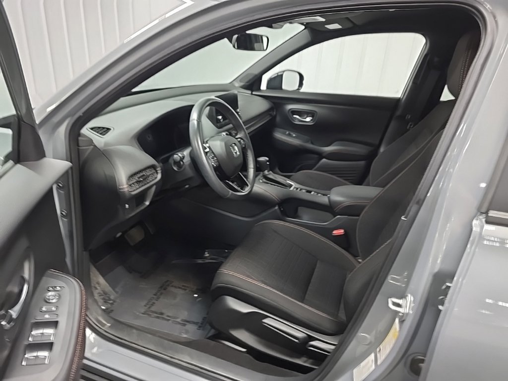 Used 2024 Honda HR-V Sport image 28