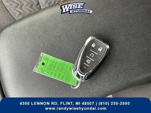 Used 2022 Chevrolet Equinox LT AWD/4WD image 26