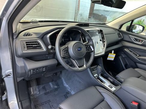 New 2026 Subaru Ascent Limited image 2
