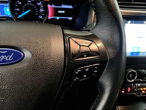 Used 2017 Ford Explorer XLT w/ Equipment Group 202A image 19