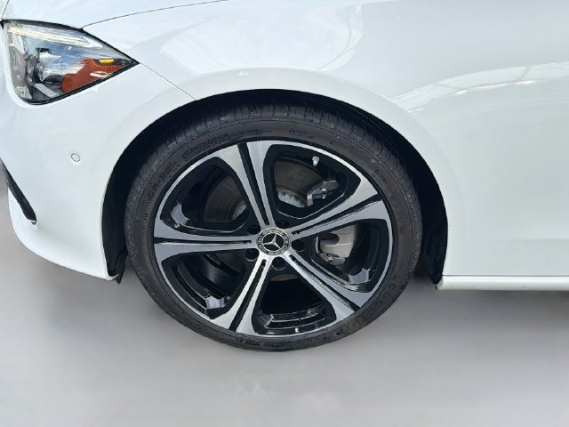 Used 2023 Mercedes-Benz C 300 Sedan image 30