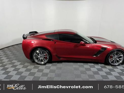 Used 2015 Chevrolet Corvette Z06 w/ 2LZ Preferred Equipment Group image 10