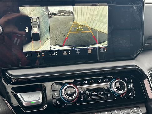 Used 2025 GMC Sierra 1500 AT4X image 31