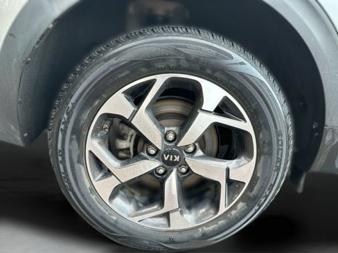 Used 2021 Kia Sportage LX AWD/4WD image 18