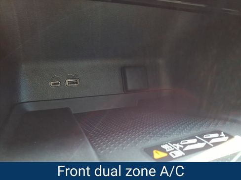 New 2026 Chevrolet Traverse LT w/ Driver Confidence Package FWD image 8