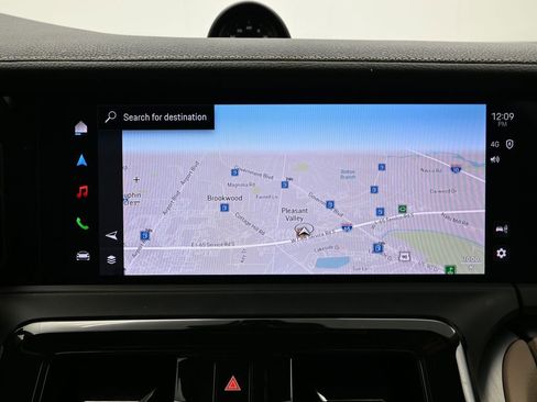 Used 2025 Porsche Panamera RWD image 25