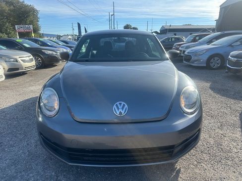 Used 2012 Volkswagen Beetle 2.5 image 2